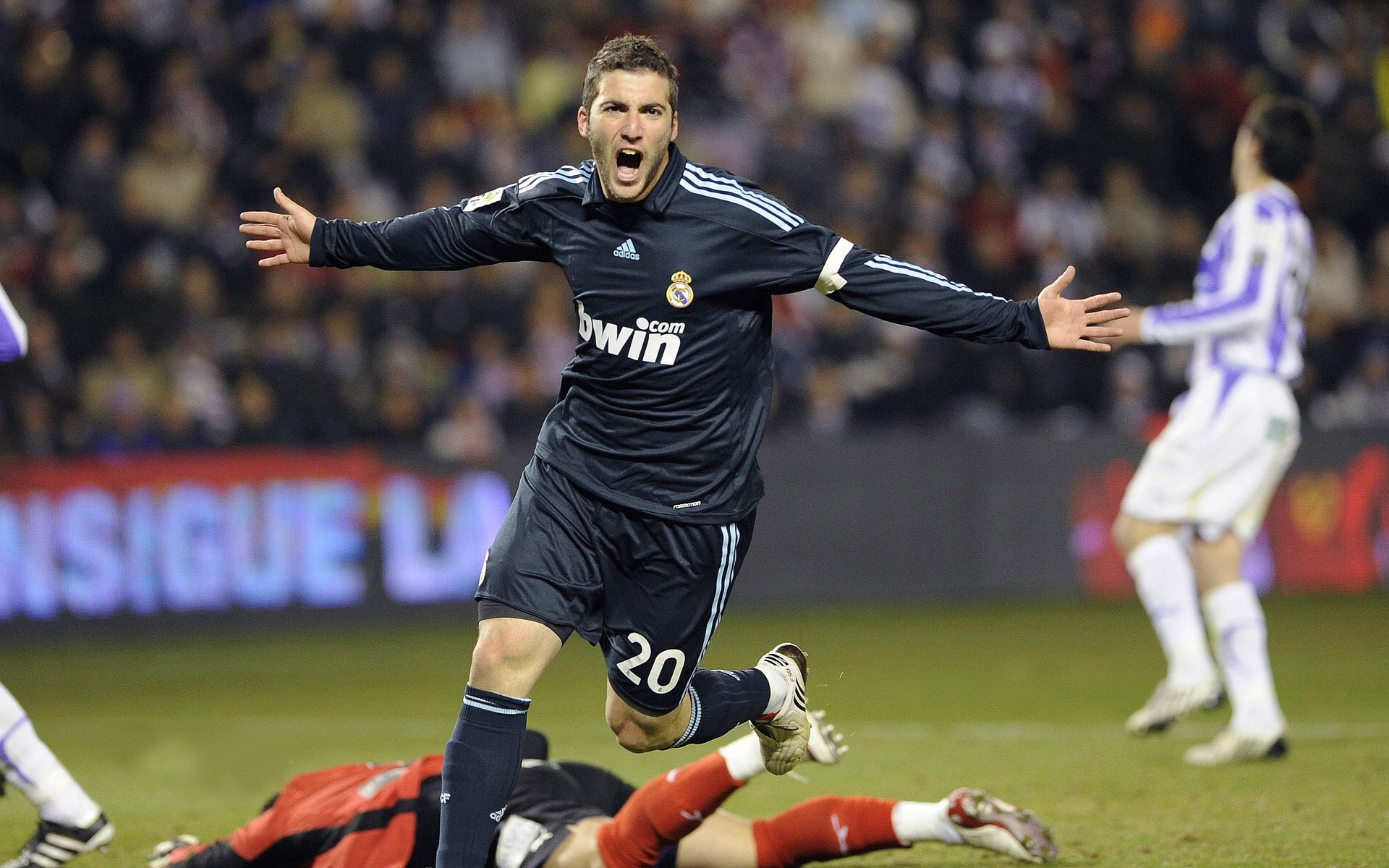 自由式滑雪赛事观赏性持续走高，自由式滑雪在哪个场馆